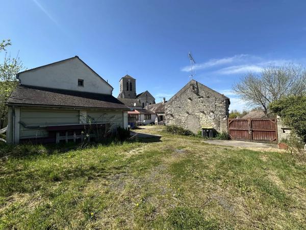 Ensemble de 2 maisons à rénover au cœur du village d’ECUELLES (MORET-LOING-ET-ORVANNE)