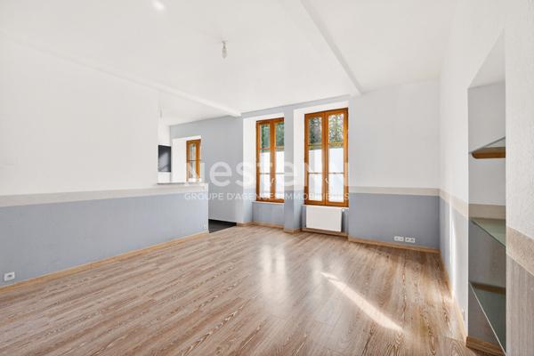 APPARTEMENT DE STANDING AVEC PLACE DE STATIONNEMENT SECTEUR PREFECTURE