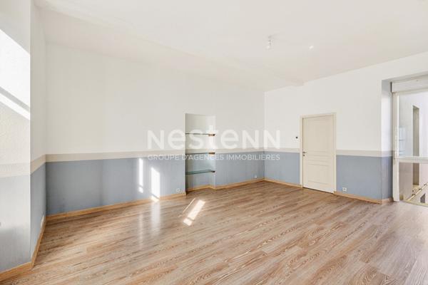 APPARTEMENT DE STANDING AVEC PLACE DE STATIONNEMENT SECTEUR PREFECTURE