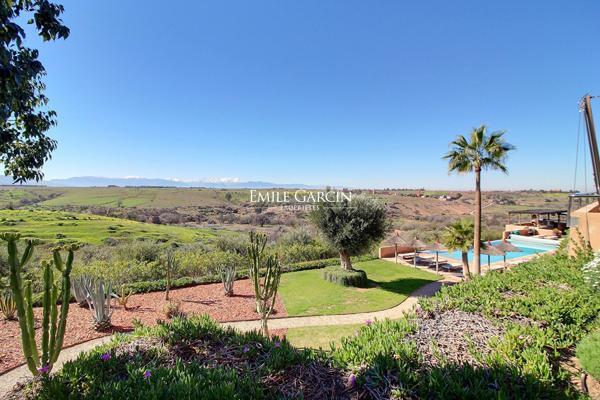 À vendre maison au pied des montagnes de l'Atlas à Marrakech