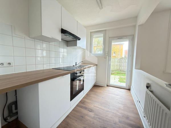 LE PORTEL A VENDRE MAISON PROCHE PLAGE 4 CHAMBRES BUREAU TERRASSE