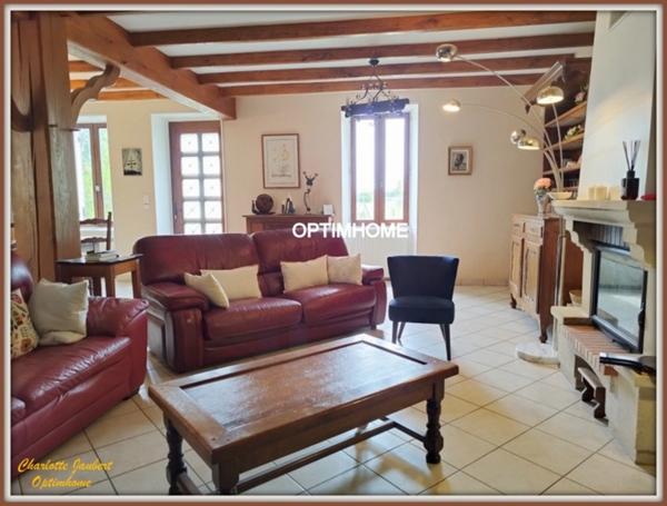 Maison à vendre 7 pièces Proche de AUBETERRE SUR DRONNE (24)