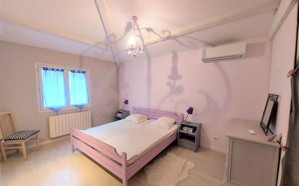 Maison à vendre    9 pièces • 208 m2 Vernègues