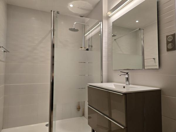 Maison 8 pièce(s) 6 chambre(s) 155 m²
