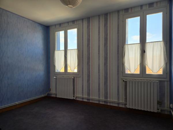 Maison 8 pièce(s) 6 chambre(s) 155 m²