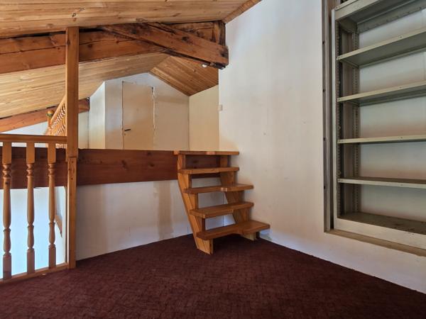 Maison 8 pièce(s) 6 chambre(s) 155 m²