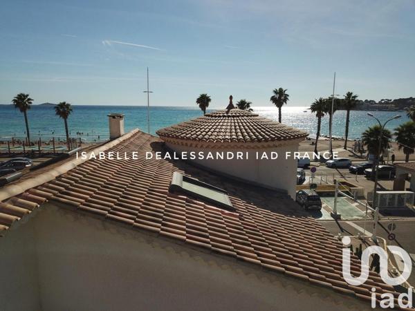 Maison 7 pièces de 222 m² à Six-Fours-les-Plages (83140)