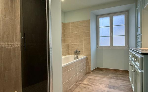 Maison à vendre    6 pièces • 160 m2 Jouy-le-Châtel