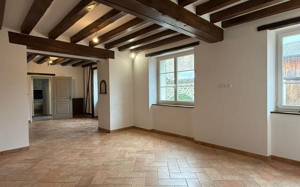 Maison à vendre    6 pièces • 160 m2 Jouy-le-Châtel