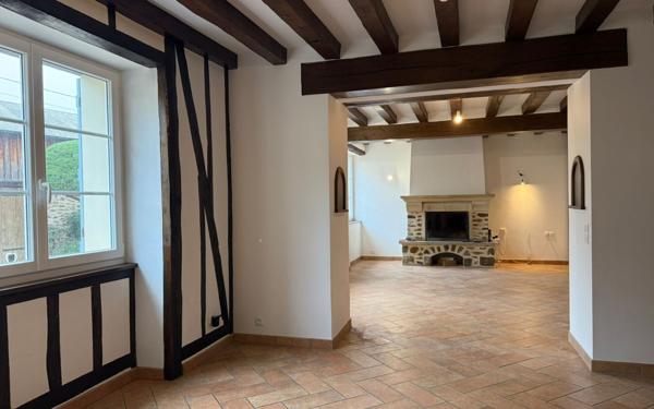 Maison à vendre    6 pièces • 160 m2 Jouy-le-Châtel