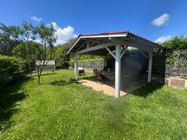 PONT DE CHERUY - Maison 3 pièces -  dépendance - Garage