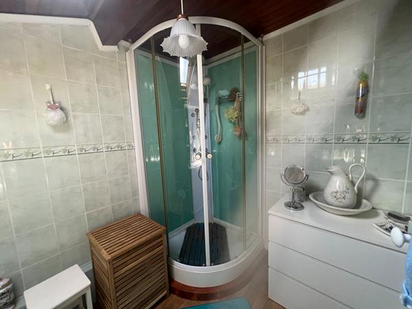 PONT DE CHERUY - Maison 3 pièces -  dépendance - Garage