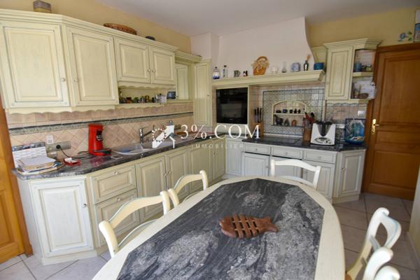 FEREL, MAGNIFIQUE PROPRIÉTÉ DE 11 PIÈCES DE 178² "CLASSEE B" AVEC ANNEXES SUR TERRAIN DE 1500 M² Férel (56130)