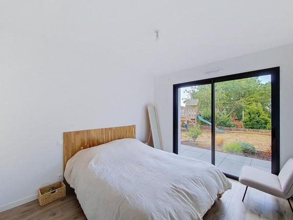 LANESTER : Superbe maison contemporaine située dans un dans quartier recherché