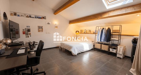 À vendre Appartement 5 pièces 143 m² - Marseille 13003
