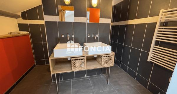 À vendre Appartement 5 pièces 143 m² - Marseille 13003