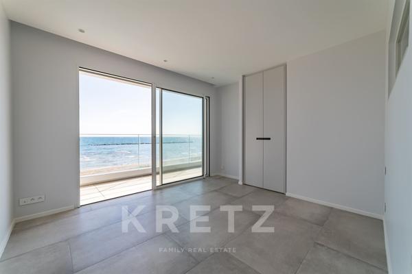 Villa d'exception en première ligne sur la plage