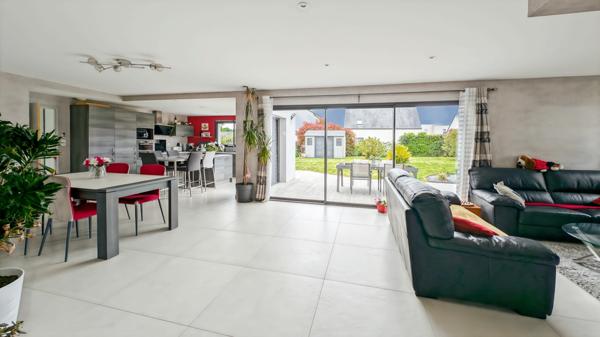 Saint-Gilles (35590) Maison 6 pièces - 183.6m²