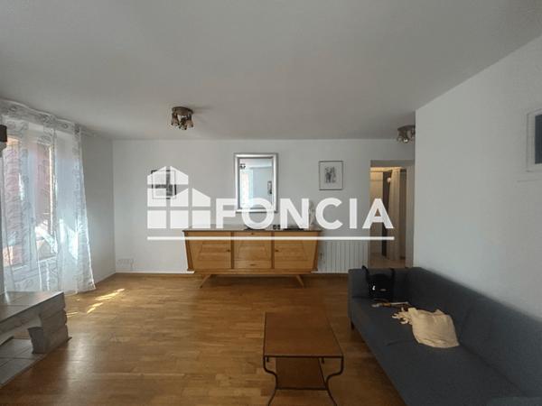 Location Appartement meublé 2 pièces 49.83 m² - 7 PLACE DU GENERAL DE GAULLE Digne Les Bains 04000