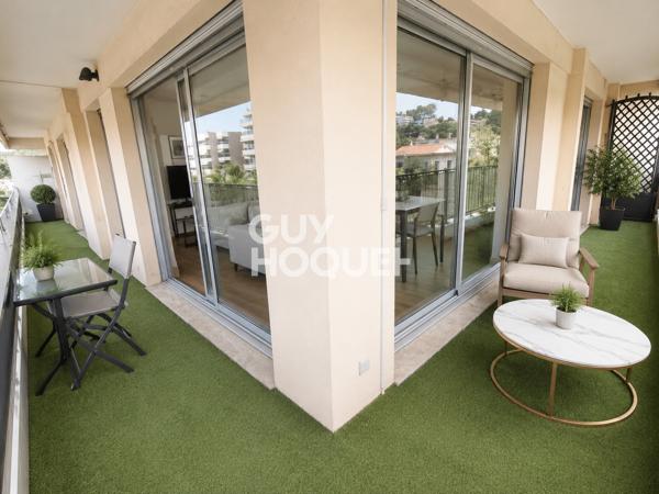 LE CANNET – Spacieux appartement avec terrasse, parking et fort potentiel
