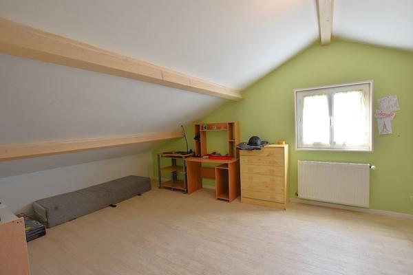 Maison familiale 140 m² avec piscine – Cadre verdoyant et vue dégagée LA CHAPELLE D'AUREC (43)