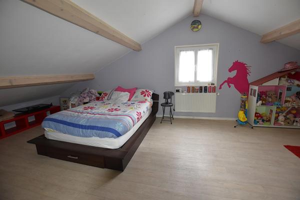 Maison familiale 140 m² avec piscine – Cadre verdoyant et vue dégagée LA CHAPELLE D'AUREC (43)