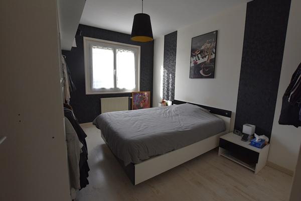 Maison familiale 140 m² avec piscine – Cadre verdoyant et vue dégagée LA CHAPELLE D'AUREC (43)
