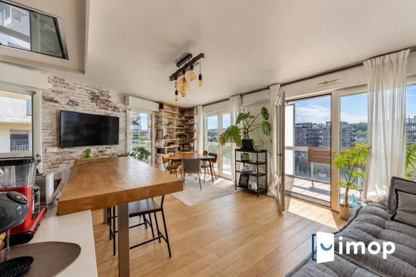 4 PIÈCES – 3 CHAMBRES – TERRASSE DE 45 M² – 2 PARKINGS