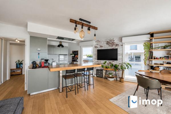 4 PIÈCES – 3 CHAMBRES – TERRASSE DE 45 M² – 2 PARKINGS