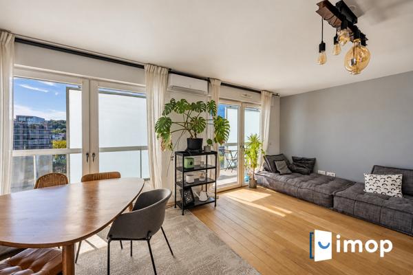 4 PIÈCES – 3 CHAMBRES – TERRASSE DE 45 M² – 2 PARKINGS