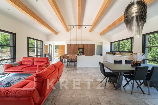 PROCHE AIX-EN-PROVENCE I VILLA CONTEMPORAINE DE PLAIN-PIED AU FORT POTENTIEL