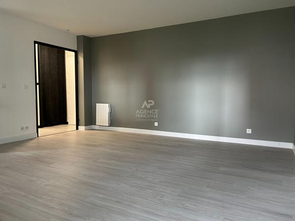Appartement Carrières-sous-poissy 2 pièce(s) 49 m2 169 000 € **  - Référence  9039