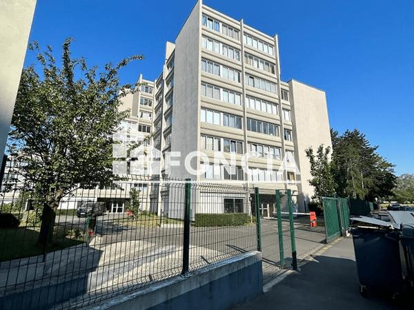 Location Appartement meublé 4 pièces 73.23 m² - 57 RUE BONTE POLLET Lille 59000