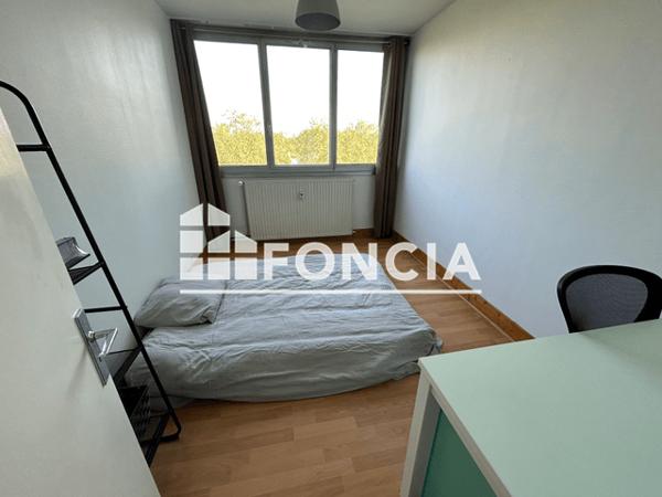 Location Appartement meublé 4 pièces 73.23 m² - 57 RUE BONTE POLLET Lille 59000