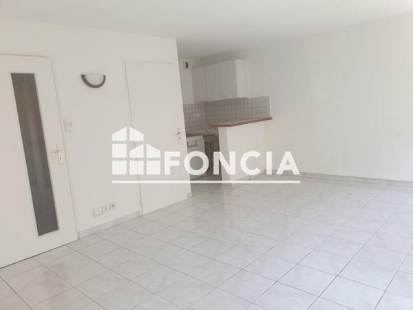 Location Studio 35.3 m² - LE STENDHAL Grenoble 38000