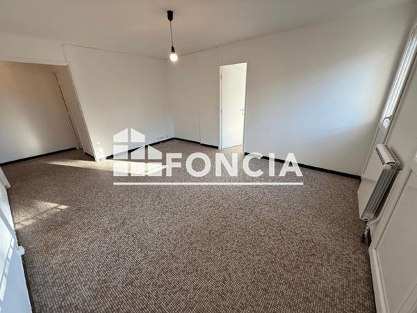 Location Appartement 3 pièces 65.12 m² - BOULEVARD DES BRESSONS Salon De Provence 13300