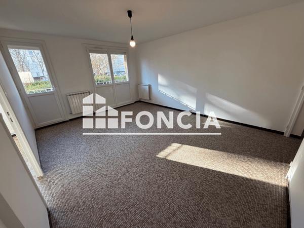 Location Appartement 3 pièces 65.12 m² - BOULEVARD DES BRESSONS Salon De Provence 13300