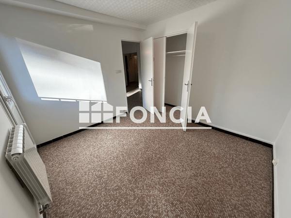 Location Appartement 3 pièces 65.12 m² - BOULEVARD DES BRESSONS Salon De Provence 13300