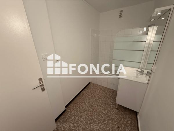 Location Appartement 3 pièces 65.12 m² - BOULEVARD DES BRESSONS Salon De Provence 13300