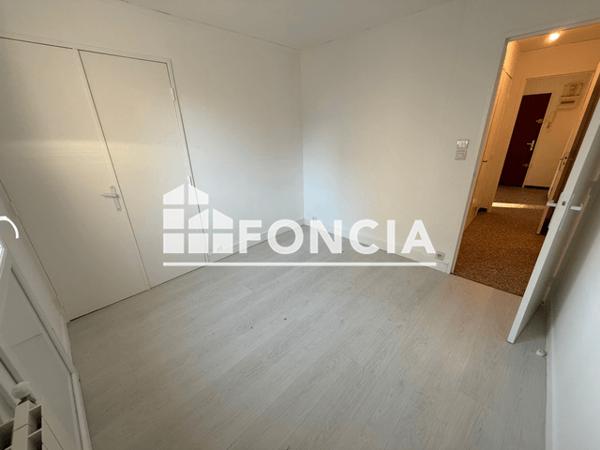 Location Appartement 3 pièces 65.12 m² - BOULEVARD DES BRESSONS Salon De Provence 13300
