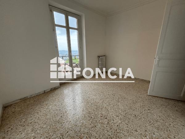 Location Appartement 4 pièces 83.43 m² - Grasse 06130