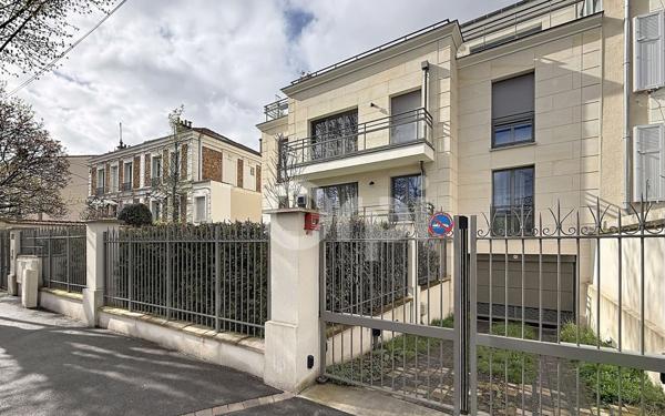 Appartement à vendre    4 pièces • 79,77 m2 Nogent-sur-Marne