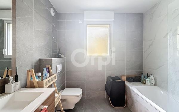 Appartement à vendre    4 pièces • 79,77 m2 Nogent-sur-Marne