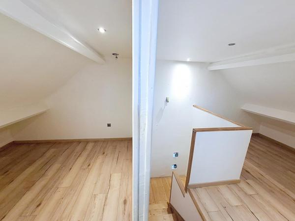 Plain pied proche gare//on pose ses meubles