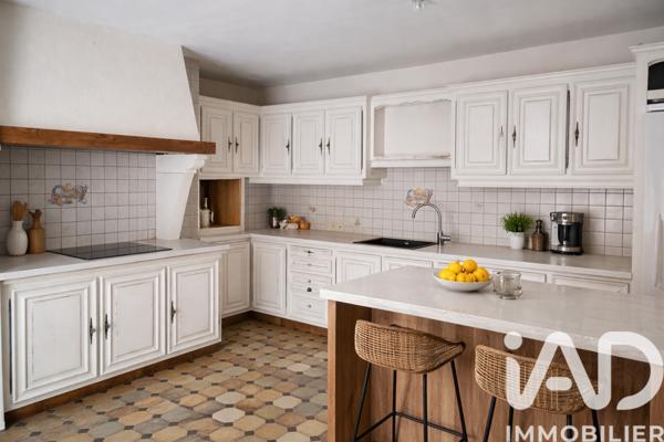 Maison à vendre 8 pièces 208 m² Montval-sur-Loir