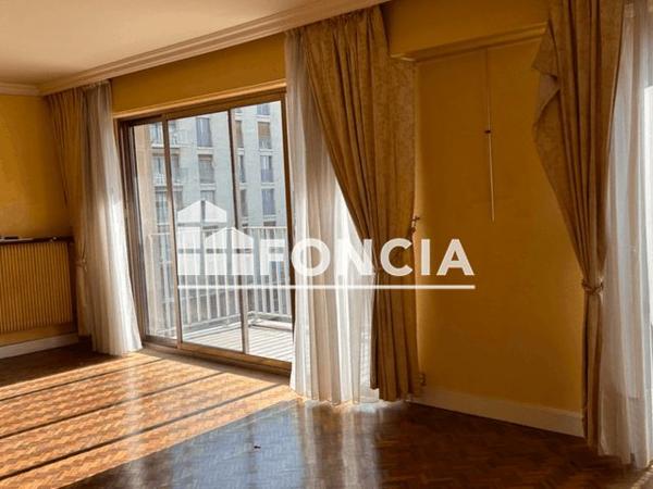 À vendre Appartement 5 pièces 109 m² - Versailles 78000