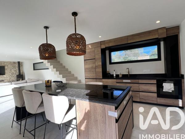Maison à vendre 4 pièces 127 m² Peymeinade