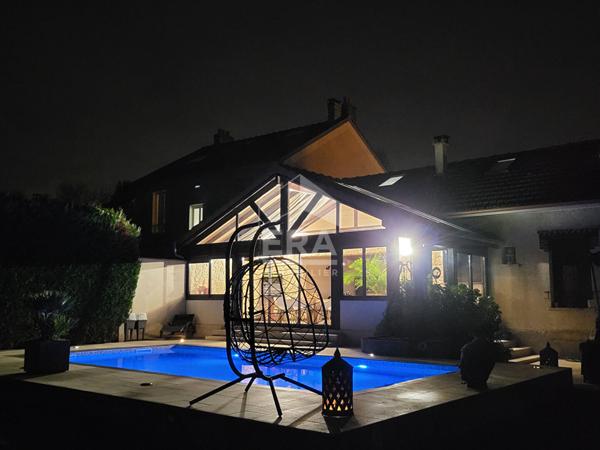 Maison 5 Minutes de Brie Comte Robert7 pièce(s) 160 m2