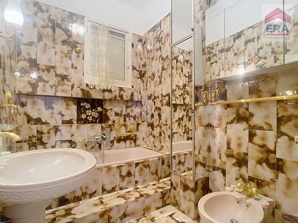 A vendre maison T5 Marseille 13014 St Marthe terrain de 1800m² garage