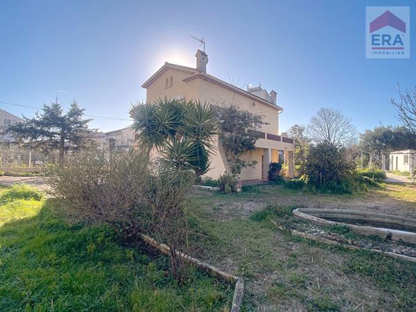 A vendre maison T5 Marseille 13014 St Marthe terrain de 1800m² garage